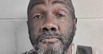 LARRY DARNELL CHARLES | 2021-03-06 04:38:00 Cameron Parish, Louisiana Booking