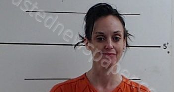 DONTA, KIMBERLY J | 2021-03-22 23:17:00 Boyd County, Kentucky Booking