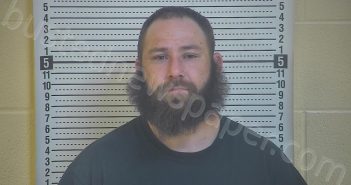 HICKS, BRANDON M | 2021-03-22 03:23:00 Taylor County, Kentucky Booking