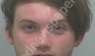 REEVES, BLANE AUSTYN | 2021-04-01 05:53:44 Beaufort County, North Carolina Booking