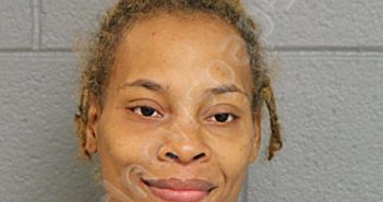 LAWANDA M PARKER | 2021-04-02 Chicago, Illinois Booking