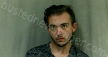 WHITE, JUSTIN TYLER | 2021-04-07 09:30:00 Boone County, West Virginia Booking