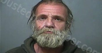 EVINGER, VAUGHN DAVID | 2021-04-15 08:28:25 Vigo County, Indiana Booking
