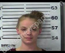 TIFFANI BORDERS | 2021-04-22 16:48:00 Gibson County, Tennessee Booking