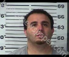 SHAWN NIEVES | 2021-04-22 04:45:00 Gibson County, Tennessee Booking