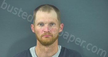 ROBERTSON, DERRICK A | 2021-04-23 21:16:00 Russell County, Kentucky Booking