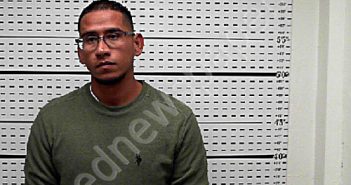ESPARZA, CARLOS ADOLFO | 2021-04-27 16:00:01 Jim Wells County, Texas Booking