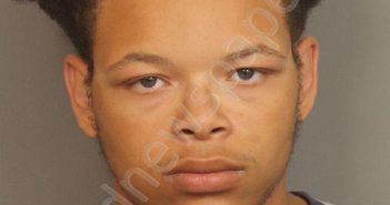 EZELL, BRANDON TAYLOR | 2021-04-27 12:11:00 Jefferson County, Alabama Booking