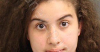 CRUZ, LEAONDRA L | 2021-04-28 Orange County, Florida Booking