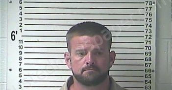 CURTSINGER, JAMES CHRISTOPHER | 2021-05-07 11:00:00 Hardin County, Kentucky Booking