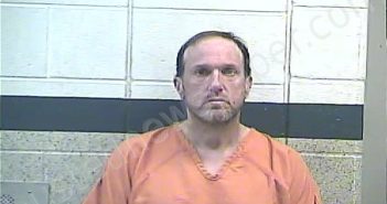 SIMMONS, JASON GILBERT | 2021-05-08 01:19:00 Breckinridge County, Kentucky Booking