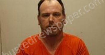 MICHAEL ANTHONY SINGER | 2021-05-20 17:00:00 Livingston County, Missouri Booking