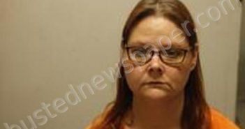 TRACI JO JONES | 2021-06-01 09:38:00 Livingston County, Missouri Booking