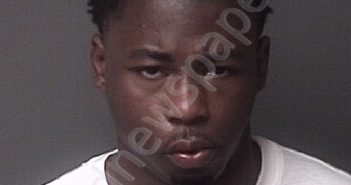<B>JACKSON</B>, <B>DEMONTE</B> <B>MAURICE</B> #, Dubuque County, Iowa - 2021-06-22 12:36:00