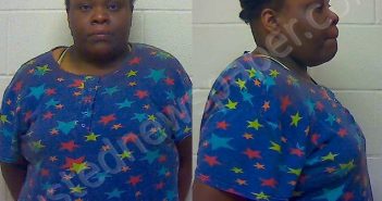 WILLIAMS COURTNEY LESHE | 2021-06-27 07:23:15 Craven County, North Carolina Booking