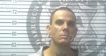 <B>REEVES</B>, <B>AARON</B> <B>JAMES</B> #, Harrison County, Mississippi - 2021-06-29 23:19:00