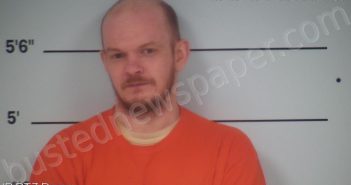 MOORE, DUSTIN | 2021-07-08 01:19:00 Bourbon County, Kentucky Booking