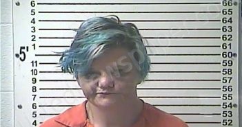 KUTIL, AMY RENEE | 2021-08-30 17:24:00 Hardin County, Kentucky Booking