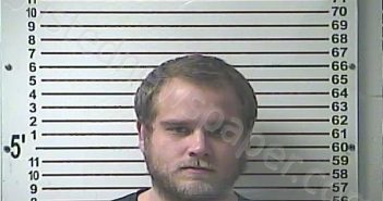 DAVIS, AVERY JOSEPH | 2021-08-31 19:09:00 Hardin County, Kentucky Booking