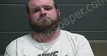 <B>VANHOOSIER</B>, <B>DUSTIN</B> <B>EDWARD</B> #, Perry County, Indiana - 2021-10-03 03:28:00