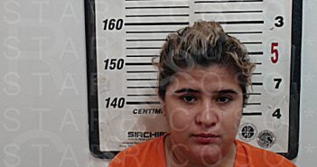 <B>GIRON</B>–<B>HERNANDEZ</B>, <B>KENIA</B> #, Starr County, Texas - 2021-10-23 01:57:00