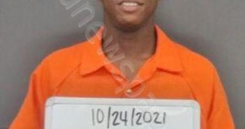 <B>GIBSON</B>, <B>LAZARIOUS</B> <B>LAMAR</B> #, Sebastian County, Arkansas - 2021-10-24 18:37:00