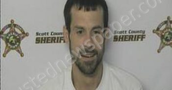 TRAVIS MCDONALD | 2021-10-27 23:57:00 Scott County, Indiana Booking