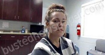 HANNAH NICOLE MCDANIELS | 2021-11-02 15:21:00 Cameron Parish, Louisiana Booking