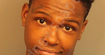 CRAYTON, JAQUILLE RUNTE | 2021-11-04 19:52:00 Jefferson County, Alabama Booking