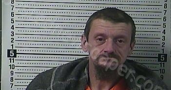 <B>HALL</B>, <B>JEFFERY</B> <B>EARL</B> #, Boyle County, Kentucky - 2021-11-06 06:12:00