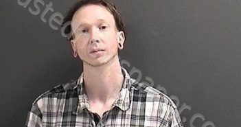 ADKINS, MARLON DWAIN JUNIOR | 2021-11-15 11:17:00 Roanoke County, Virginia Booking
