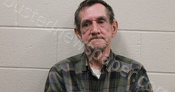 KIM JAY DOUGLAS | 2021-11-29 18:20:00 Andrew County, Missouri Booking