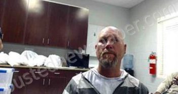 STEVEN BART RENEAU | 2021-11-30 12:04:00 Cameron Parish, Louisiana Booking