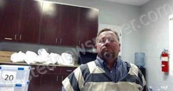 ERIC EUGENE BARNES | 2021-11-30 11:04:00 Cameron Parish, Louisiana Booking