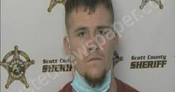 DEVIN COOMER | 2021-12-02 18:49:00 Scott County, Indiana Booking
