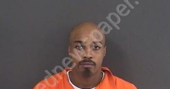 WALLACE, JADRIEN TORRIANO SENIOR | 2021-12-03 19:00:00 Roanoke County, Virginia Booking