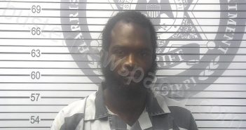 <B>BEASLEY</B>, <B>DERRICK</B> <B>KEN</B> #, Harrison County, Mississippi - 2021-12-05 00:43:00