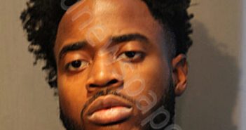 DERRICK C MOORE | 2021-12-13 Chicago, Illinois, Cook County, Illinois Booking