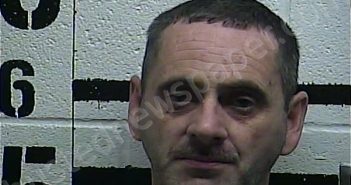 JOHNSON, SHANNON LEE | 2021-12-16 22:54:00 Larue County, Kentucky Booking