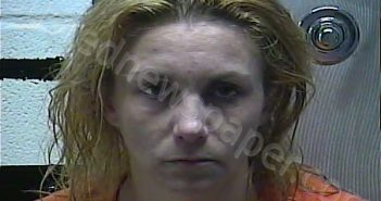 HAWKINS, KRISYTAL | 2021-12-17 15:56:00 Larue County, Kentucky Booking