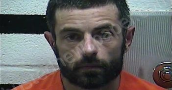 SALSMAN, JUSTIN | 2021-12-17 16:10:00 Larue County, Kentucky Booking