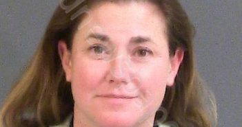 JONES, COLLEEN THOMPSON | 2021-12-19 04:11:00 Charleston County, South Carolina Booking