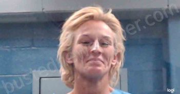 GARD, ANGELA MARIE | 2021-12-19 09:03:00 Wood County, West Virginia Booking