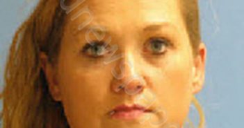 JENNINGS, TORI CHERYL | 2021-12-20 16:01:00 Coosa County, Alabama Booking
