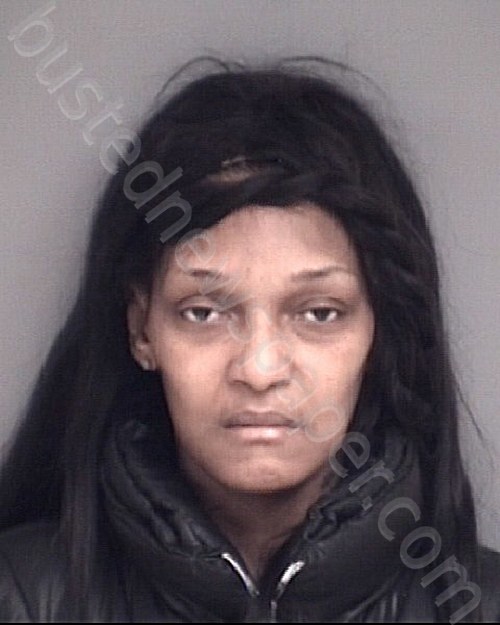 PEARSON, MONIQUE NICOLE #, Dubuque County, Iowa - 2021-12-22 10:18:00