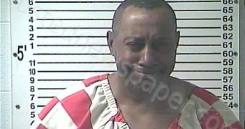 YOUNG, PRESTON DERRICK, SR | 2021-12-23 20:31:00 Hardin County, Kentucky Booking