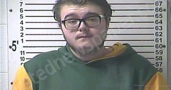 DAUGHTERY, DYLAN LEWIS | 2021-12-24 07:00:00 Hardin County, Kentucky Booking