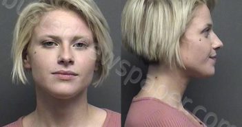 MIDDLETON,MEGAN RANEE | 2021-12-26 11:15:00 Saline County, Kansas Booking