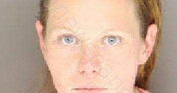 FLOYD, STEPHANIE RENEE | 2022-01-12 20:05:00 Moore County, North Carolina Booking