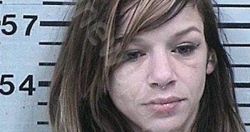 GRADNEY, KIMBERLY DAWN | 2022-01-13 23:13:42 Hood County, Texas Booking